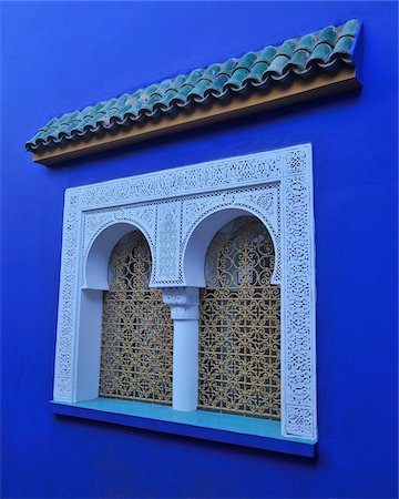 Fenêtre de la maison bleue, Jardin Majorelle, Marrakech, Maroc Photographie de stock - Rights-Managed, Code: 700-06038051