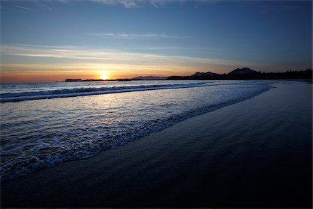 Chesterman Beach at Sunset, Tofino, Vancouver Island, British Columbia, Canada Stock Photo - Rights-Managed, Code: 700-06038131