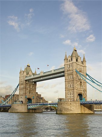 simsearch:700-06059637,k - Tower Bridge, London, England Foto de stock - Con derechos protegidos, Código: 700-06059635