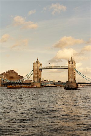 Tower Bridge, London, England Stock Photo - Rights-Managed, Code: 700-06059642