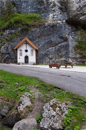 roadside cross - Church at Serrai di Sottoguda Gorge, Malga Ciapela, Belluno Province, Veneto, Italy Stock Photo - Rights-Managed, Code: 700-06109492