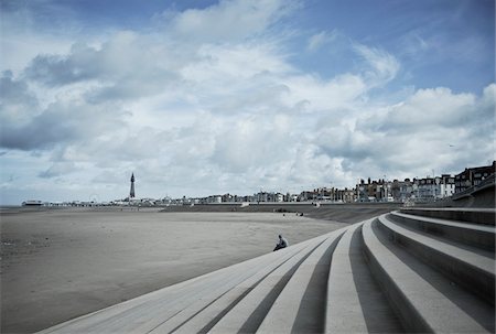 Treppe am Strand in Blackpool, Blackpool, Lancashire, England Stockbilder - Lizenzpflichtiges, Bildnummer: 700-06199229