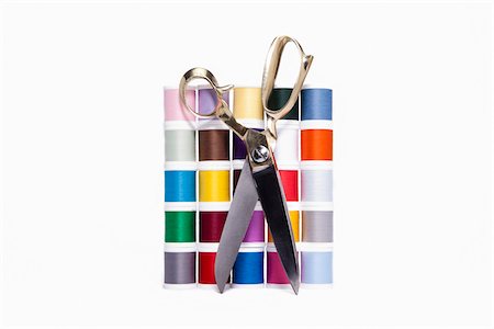 ficelle - Ciseaux et bobines de fil Photographie de stock - Rights-Managed, Code: 700-06282071