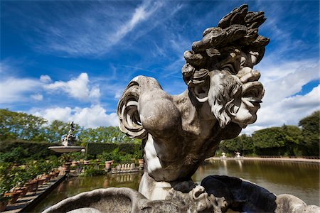 fuente - Water Fountain, Boboli Gardens, Florence, Tuscany, Italy Foto de stock - Con derechos protegidos, Código: 700-06334744