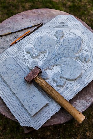 stone slab - Gravure de pierre au salon Artisan dans les jardins de Corsini, Florence, Toscane, Italie Photographie de stock - Rights-Managed, Code: 700-06334777