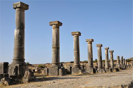 roman column - Volubilis, Moulay Idriss, Morocco Stock Photo - Rights-Managed, Code: 700-06355172