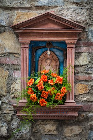 religious symbol - Wayside Shrine, Impruneta, Tuscany, Italy Stock Photo - Rights-Managed, Code: 700-06367837