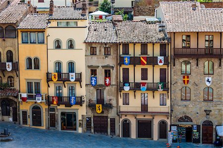 shops in europe photos - Piazza Grande, Arezzo, Tuscany, Italy Stock Photo - Rights-Managed, Code: 700-06367972