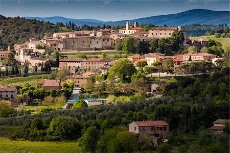 european residential architecture - Trequanda, Province of Siena, Tuscany, Italy Stock Photo - Rights-Managed, Code: 700-06368151