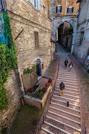 Via dell'Acquedotto, Perugia, Province de Pérouse, Ombrie, Italie Photographie de stock - Rights-Managed, Code: 700-06368214