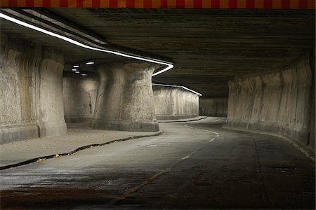 paved road - Matena Tunnel at Night, Duisburg, Ruhr Basin, North Rhine-Westphalia, Germany, Stock Photo - Rights-Managed, Code: 700-06368415