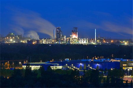 Steel Mill at Dawn, Duisburg, Ruhr Basin, North Rhine-Westphalia, Germany Stock Photo - Rights-Managed, Code: 700-06368420