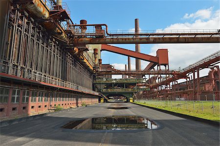 road building - Kokerei, Zeche Zollverein, Essen, Ruhr Basin, North Rhine-Westphalia, Germany Stock Photo - Rights-Managed, Code: 700-06368446