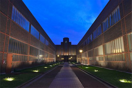 Zeche Zollverein at Dawn, Essen, North Rhine-Westphalia, Germany Stock Photo - Rights-Managed, Code: 700-06368464