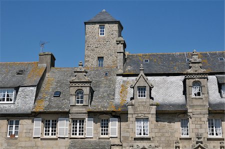 rock chimney - Stone Buildings in Roscoff, Finistere, Bretagne, France Stock Photo - Rights-Managed, Code: 700-06383053