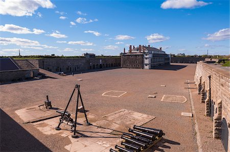 Overview of Parade Grounds with Cannons at Fort George, Citadel Hill, Halifax, Nova Scotia, Canada Stock Photo - Rights-Managed, Code: 700-06439157