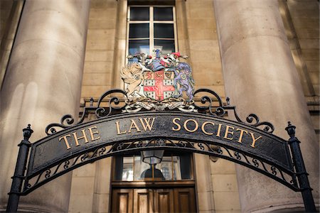 Crest and Sign Outside The Law Society, Chancery Lane, London, UK Foto de stock - Con derechos protegidos, Código: 700-06531367