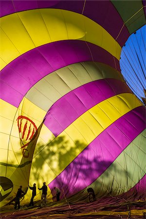 size - Deflating a hot air balloon near Pokolbin, Hunter Valley, New South Wales, Australia Stock Photo - Rights-Managed, Code: 700-06675120