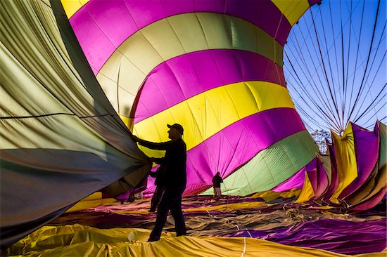 Deflating a hot air balloon near Pokolbin, Hunter Valley, New South Wales, Australia Stock Photo - Premium Rights-Managed, Artist: R. Ian Lloyd, Image code: 700-06675121