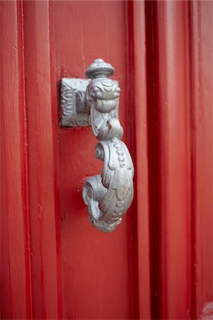 detail - Close-up of door knocker, Arcachon, Gironde, Aquitaine, France Stockbilder - Lizenzpflichtiges, Bildnummer: 700-06701758