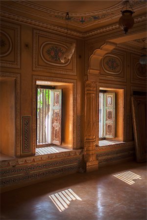 design intérieur - Interior of Traditional Haveli in Nawalgarh, Rajasthan, India Photographie de stock - Rights-Managed, Code: 700-06786713