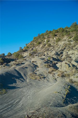 pista de terra - Natural bikecross in south of France, Ardeche mountains Foto de stock - Direito Controlado, Número: 700-06808773