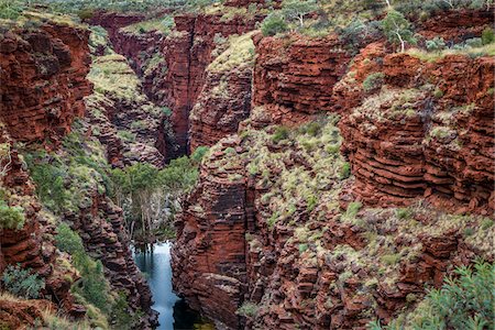 sedimentary rock - Joffre Gorge, Karijini National Park, The Pilbara, Western Australia, Australia Stock Photo - Rights-Managed, Code: 700-06841522