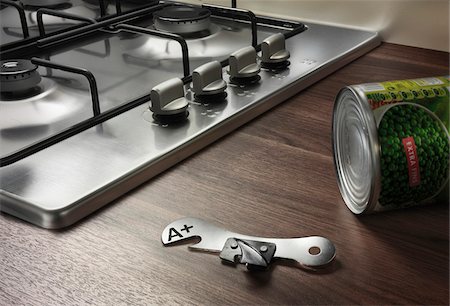 pomo - can opener with blood group written on it in a kitchen Photographie de stock - Rights-Managed, Code: 700-06892575