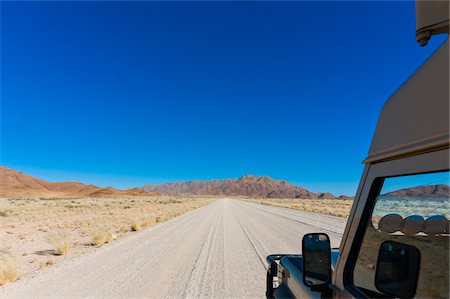 Car on Gravel Road, Namib Desert, Namibia, Africa Foto de stock - Con derechos protegidos, Código: 700-06962226