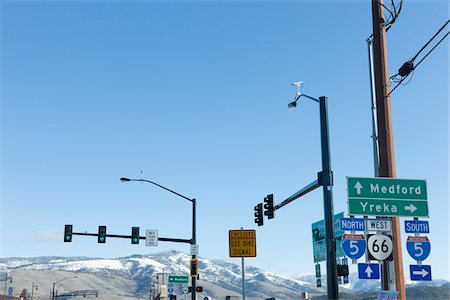 señal de tráfico - Traffic signs, Ashland, Southern Oregon, USA Foto de stock - Con derechos protegidos, Código: 700-07067223