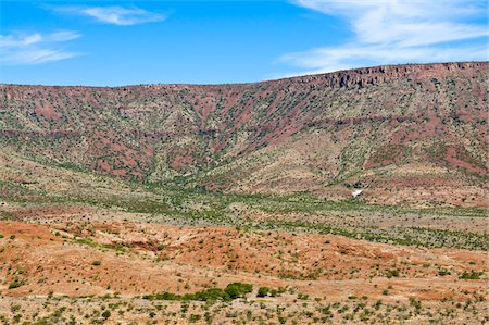 simsearch:841-09194633,k - View of mountain side and plains, Damaraland, Kunene Region, Namibia, Africa Stock Photo - Rights-Managed, Code: 700-07067308