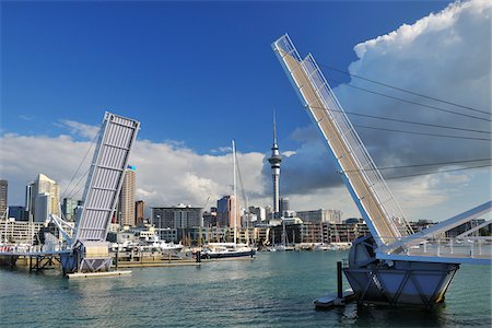 Waitemata Harbour with Wynyard Crossing, Auckland, North Island, New Zealand Foto de stock - Con derechos protegidos, Código: 700-07110753