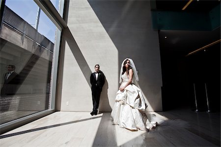 simsearch:600-05786086,k - Portrait of Bride and Groom in lobby of building, Toronto, Ontario, Canada Stock Photo - Rights-Managed, Code: 700-07199837