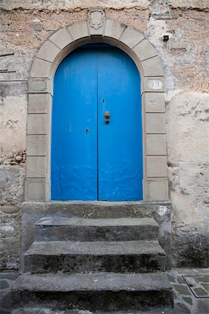 simsearch:700-03641063,k - Blue Door, Old City of Acciaroli, Cilento, Salerno District, Campania, Italy Foto de stock - Con derechos protegidos, Código: 700-07204005