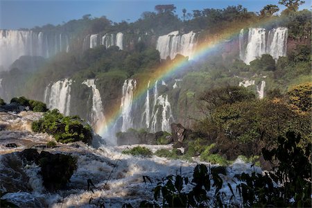 Scenic view of Iguacu Falls with rainbow, Iguacu National Park, Parana, Brazil Stockbilder - Lizenzpflichtiges, Bildnummer: 700-07204193