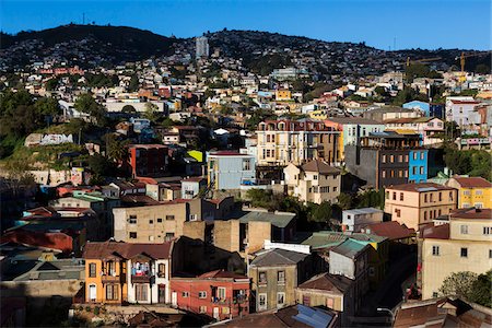 región de valparaíso - Overview of Residential Area, Valparaiso, Chile Foto de stock - Con derechos protegidos, Código: 700-07206662