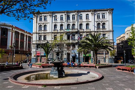 Plaza Echaurren, Valparaiso, Chile Photographie de stock - Rights-Managed, Code: 700-07206675