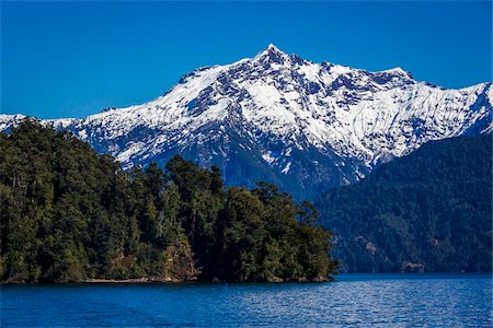 Lake Todos los Santos, Parque Nacional Vicente Perez Rosales, Patagonia, Chile Foto de stock - Con derechos protegidos, Código: 700-07202711