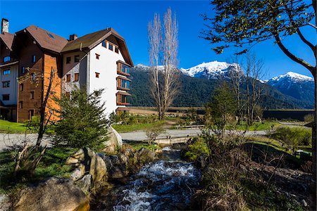 simsearch:700-07202732,k - Hotel Puella, Peulla, Parque Nacional Vicente Perez Rosales, Patagonia, Chile Foto de stock - Con derechos protegidos, Código: 700-07202726