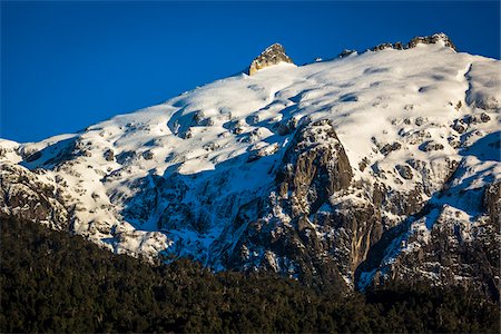 simsearch:700-07202732,k - Scenic view of mountain at Peulla, Parque Nacional Vicente Perez Rosales, Patagonia, Chile Foto de stock - Con derechos protegidos, Código: 700-07202723