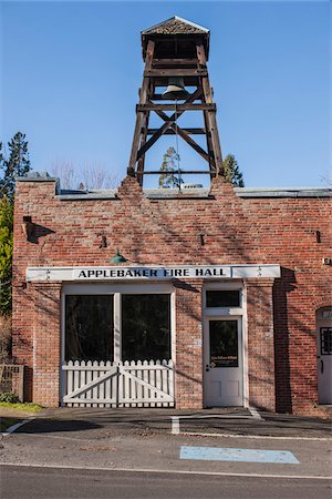 fire station - Applebaker Fire Hall, Jacksonville, Oregon, USA Photographie de stock - Rights-Managed, Code: 700-07237635