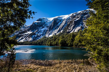 Scenic view of lake and the Andes Mountains at Nahuel Huapi National Park (Parque Nacional Nahuel Huapi­), Argentina Photographie de stock - Rights-Managed, Code: 700-07237922