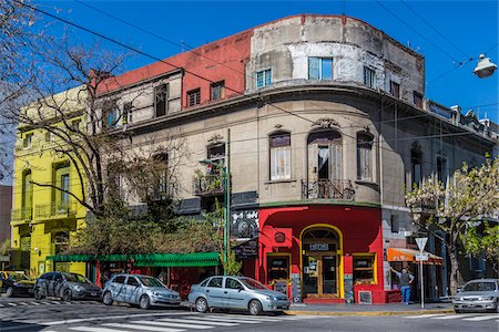 Buildings and street scene, Palermo, Buenos Aires, Argentina Foto de stock - Con derechos protegidos, Código: 700-07237961