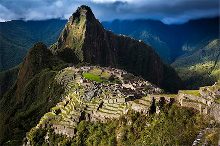 simsearch:600-07529055,k - Scenic overview of Machu Picchu, Peru Photographie de stock - Rights-Managed, Code: 700-07237981