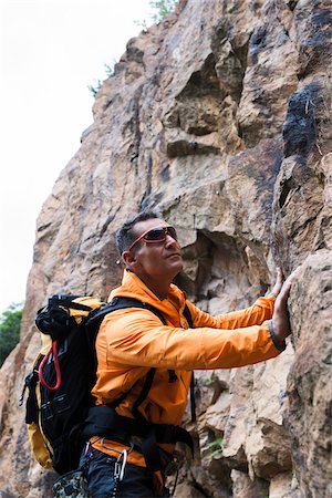 fels - Mature Man Rock Climbing, Schriesheim, Baden-Wurttemberg, Germany Stockbilder - Lizenzpflichtiges, Bildnummer: 700-07238126