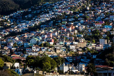 View of residences on hill, Valparaiso, Chile Foto de stock - Con derechos protegidos, Código: 700-07232364