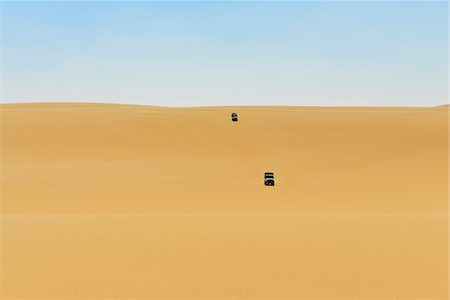 Four Wheel Drive Cars in Desert, Matruh Governorate, Libyan Desert, Sahara Desert, Egypt, Africa Stock Photo - Rights-Managed, Code: 700-07279255