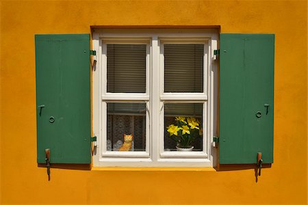 Window in Fuggerei, Augsburg, Swabia, Bavaria, Germany Stockbilder - Lizenzpflichtiges, Bildnummer: 700-07279253