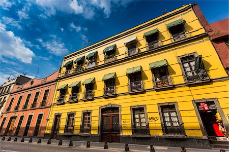petit immeuble - Buildings on Calle Republica de Venezuela, Mexico City, Mexico Photographie de stock - Rights-Managed, Code: 700-07279461