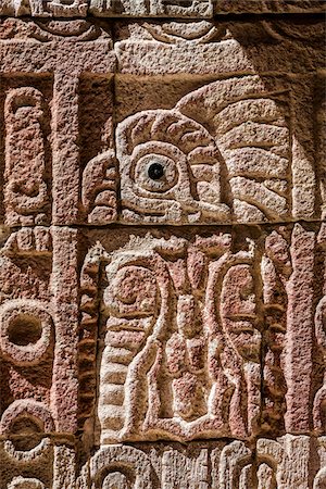 Pillars at Patio of Palace of Quetzalpapalotl, San Juan Teotihuacan, northeast of Mexico City, Mexico Foto de stock - Con derechos protegidos, Código: 700-07279484
